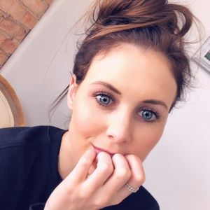 Meet your Posher, Jillian